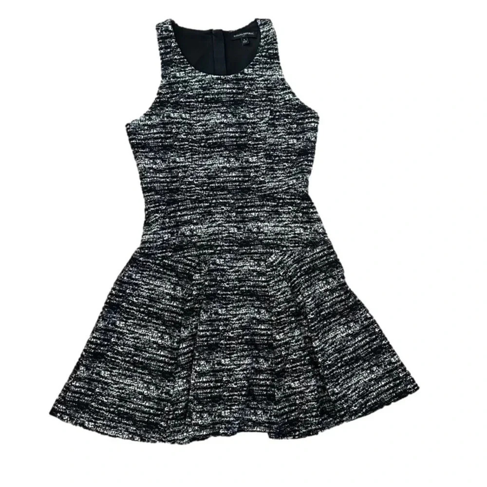 Banana Republic Black Ivory Tweed Fit Flare Stretch Dress Size 6